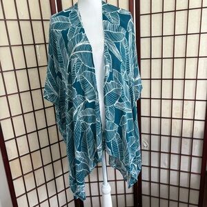 Teal Leaf Print Women's Cape/Kimona